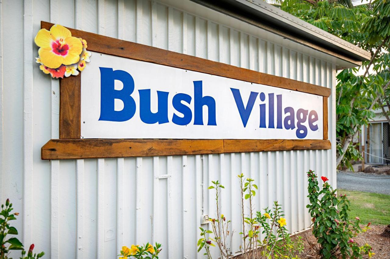 Bush Village Holiday Cabins Airlie Beach Buitenkant foto